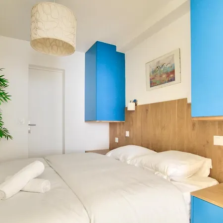 1 Bedroom Louvre Saint Honore Free Netflix Apartment *