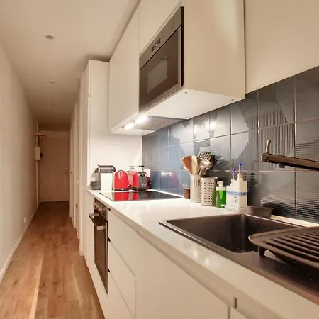1 Bedroom Louvre Saint Honore Free Netflix Апартаменты Париж